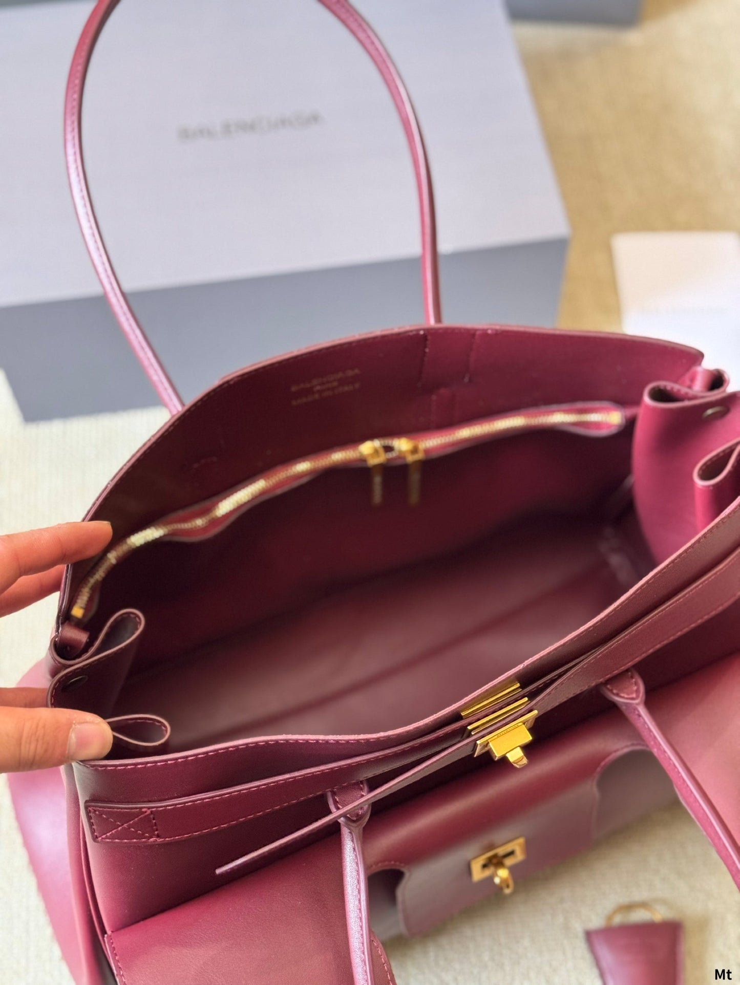 BEL AIR CARRY ALL BAG 35 IN BURGUNDY RED NAPPA LAMBSKIN GOLD HARDWARE