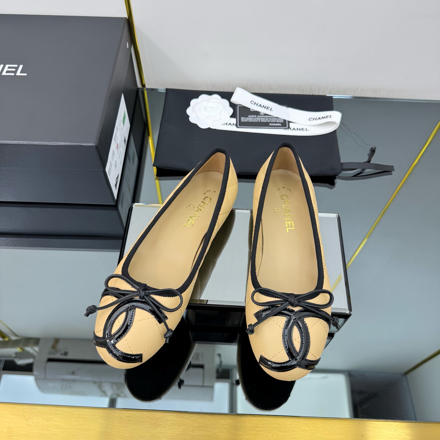 CC 25 Cambon Ballet Flat Beige Black Quilted Calfskin