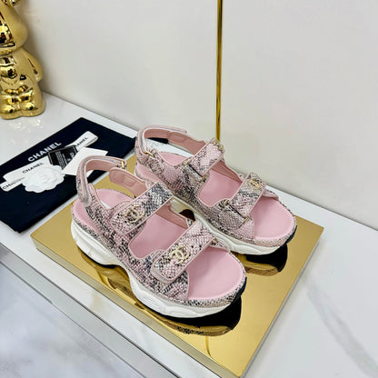 CC 25 Sandals Pink Pearlescent Sheepskin 312943