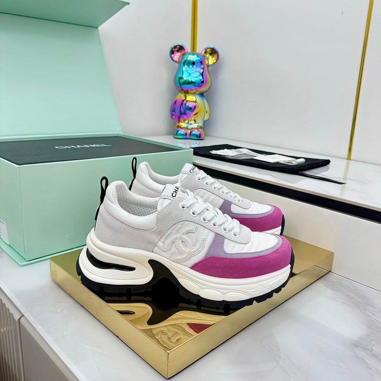 CC 25 Sneaker White Pink Cowhide 331172