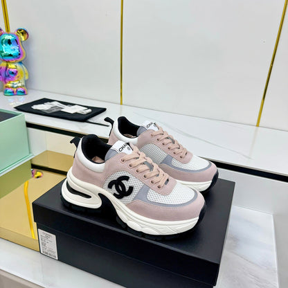 CC 25 Sneaker Pink White Cowhide 331176