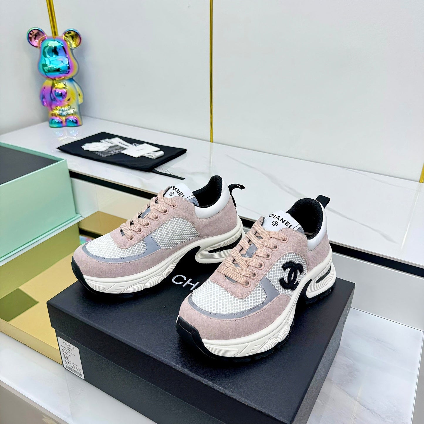 CC 25 Sneaker Pink White Cowhide 331176