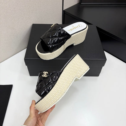 CC 25 Platform Slides Cowhide and Sheepskin 270783