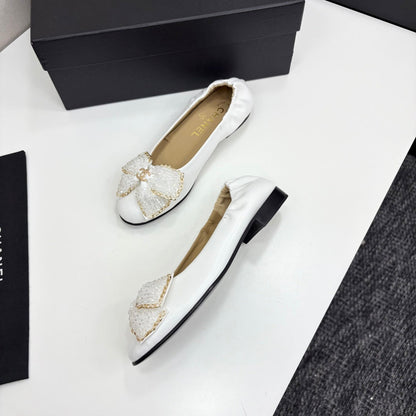CC 25 Diamond Ballet Flats White Sheepskin 331788