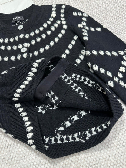CC 25 Pearls Cardigan Black Cashmere