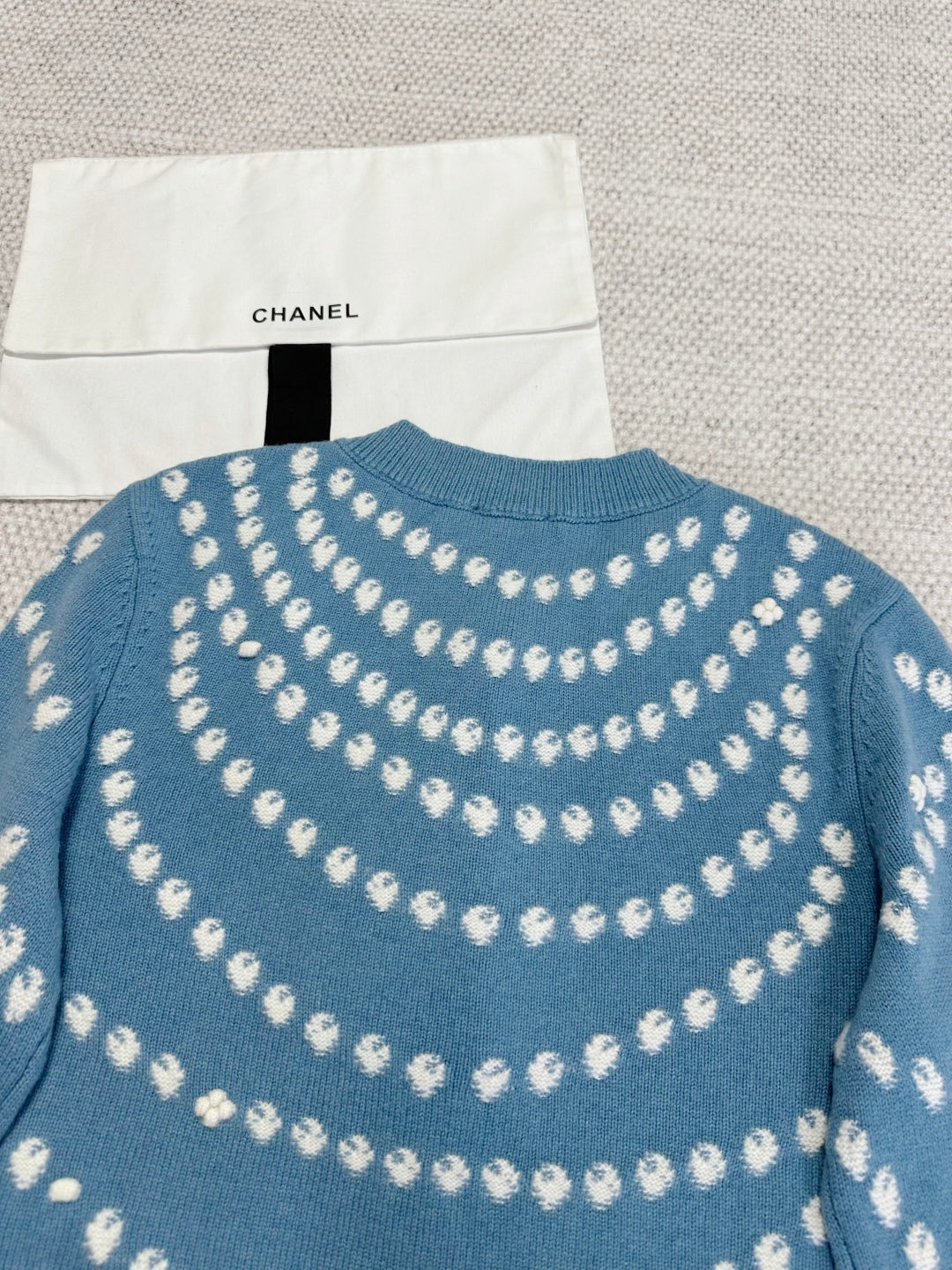 CC 25 Pearls Cardigan Blue Cashmere