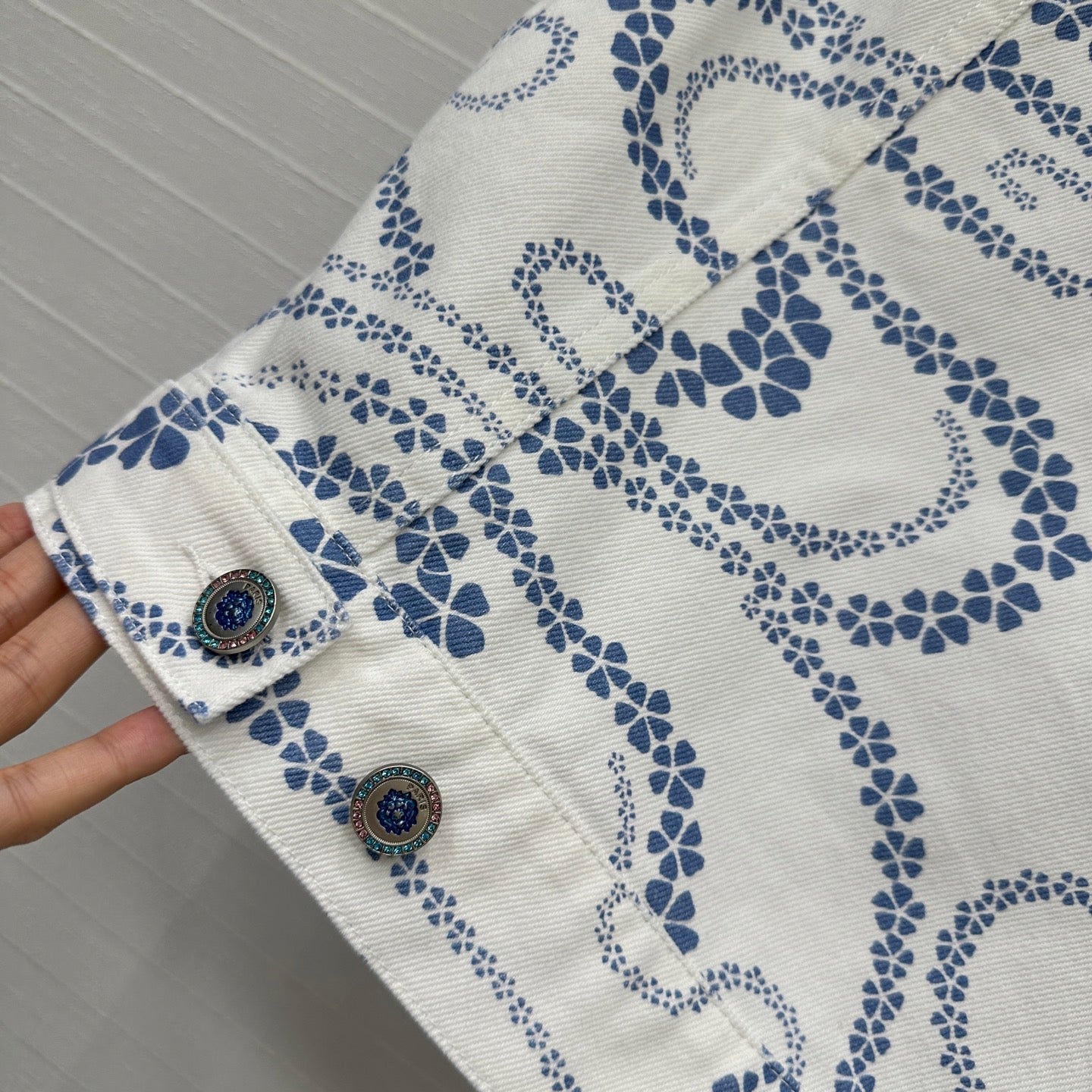 CC 25 Printed Denim Round Neck Vest Blue White Cotton
