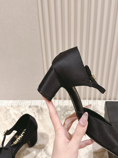 CC 25 Mary Jane Heels Silk and Sheepskin 267845