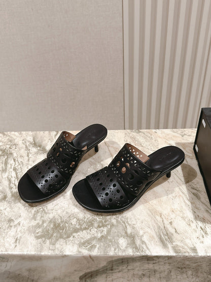 Alaia 2025 Vienne Cutout Kitten-Heel Slide Sandals Black Leather 293648