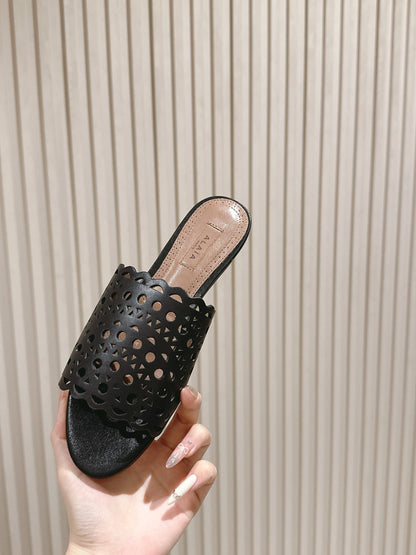 Alaia 2025 Vienne Slippers Black Lambskin 293659