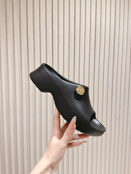 Loewe Foam Pebble Slide Black Rubber 306796