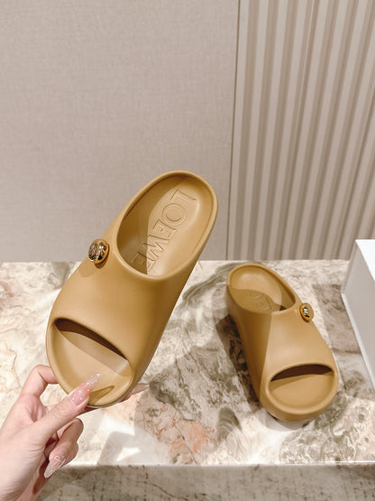 Loewe 25 Foam Pebble Slide Brown Rubber