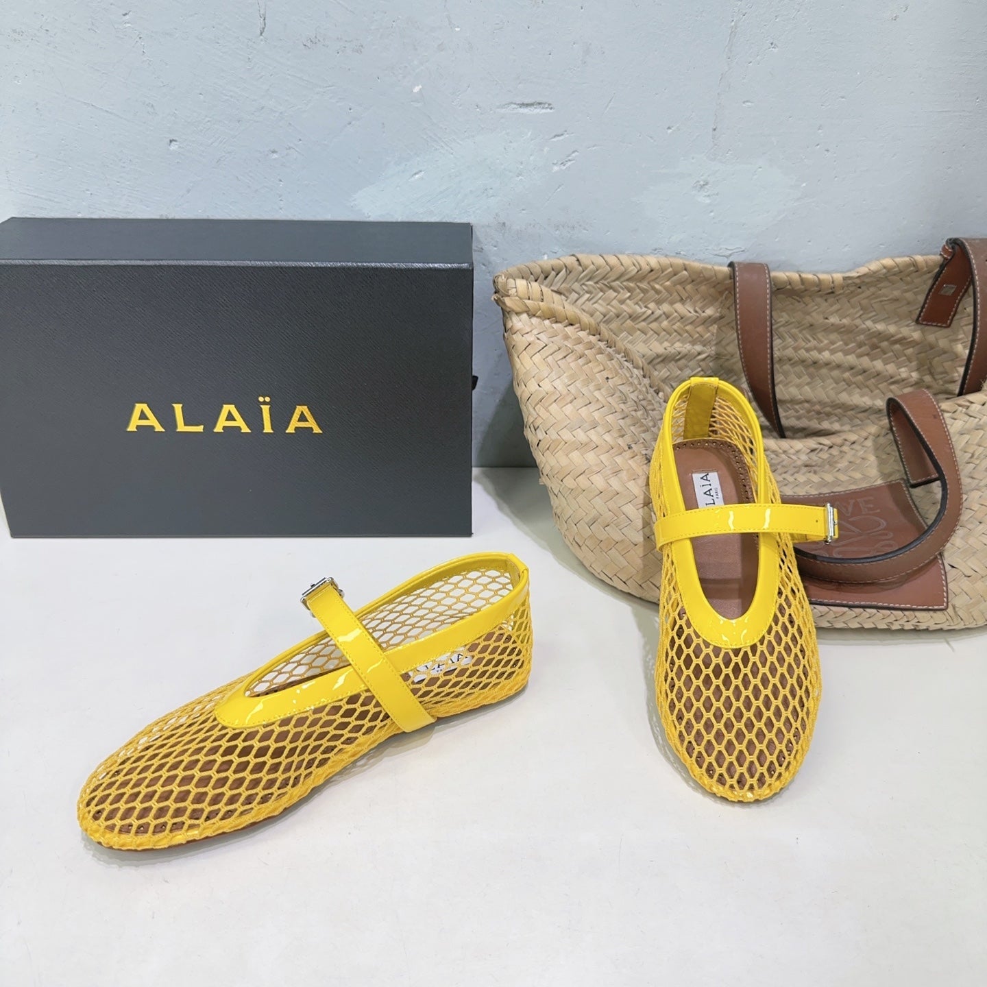 Alaia 25 Laminated Fishnet Ballet Flats Yellow Lambskin 300470