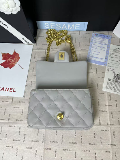 25C Mini Flap 19cm Grey Lambskin Gold Heart Hardware