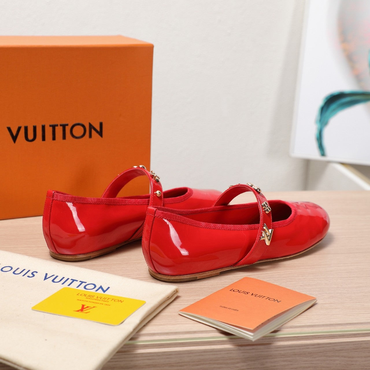 LV 25C Romy Flat Red Patent calf leather With gold logo 218306