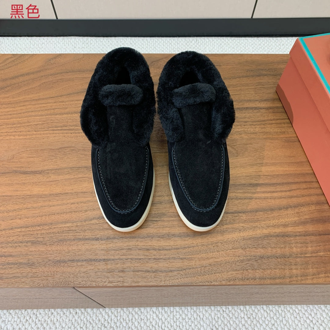 LP Open Walk Chukka Boot Black Suede Lamb Fur