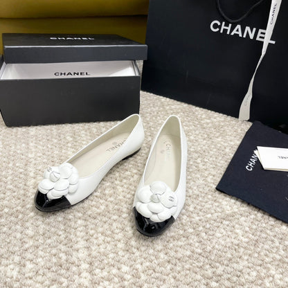 ballet flat flower white calfskin black patent calfskin