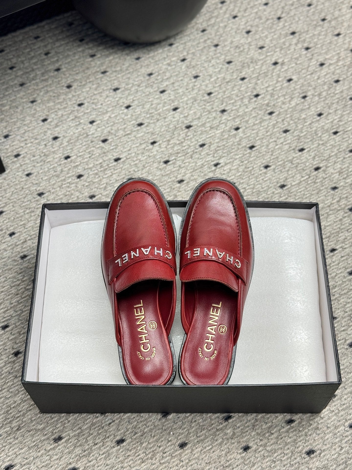 CC 25 Mules Dark Red Cowhide 329803