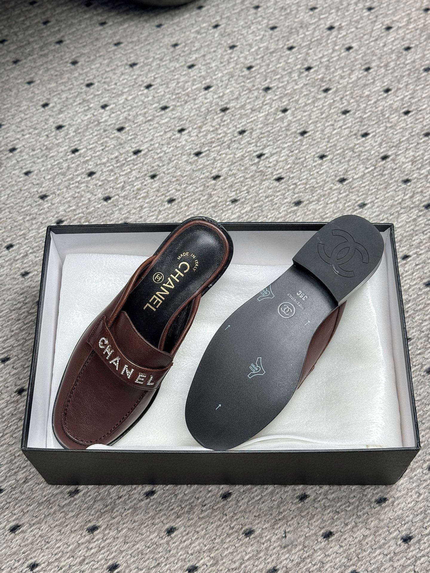 CC 25 Mules Dark Brown Cowhide 329805
