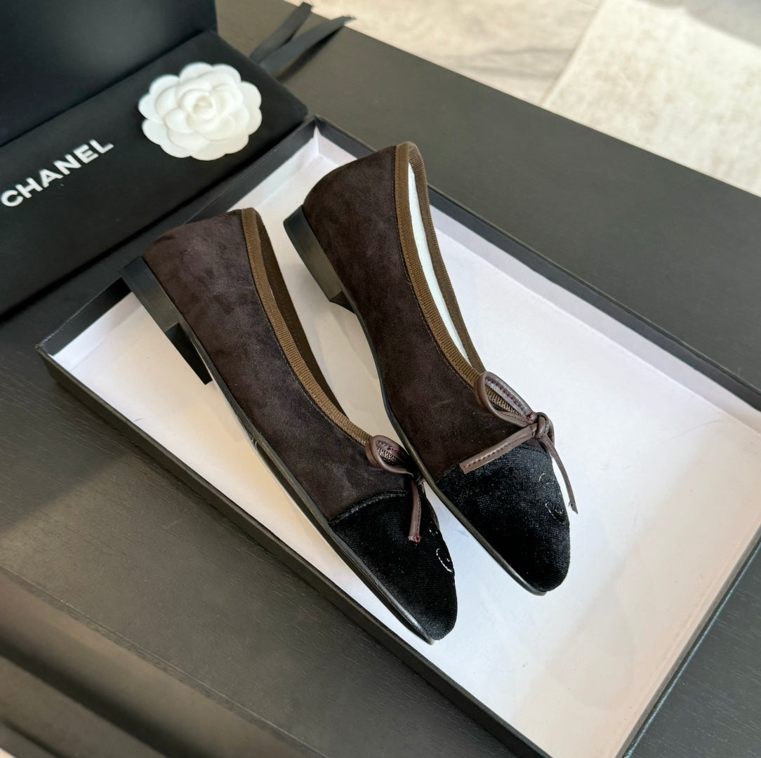 ballet flat chocolate suede and black canvas