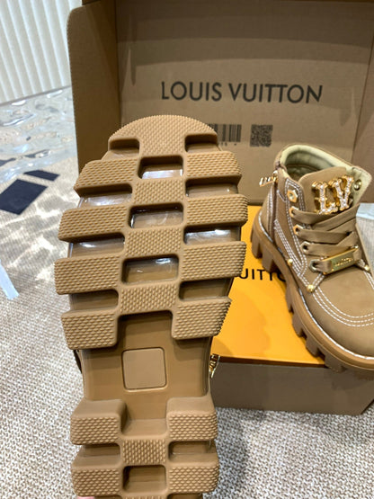 LV Checker Ankle Boots Beige Nubuck Calfskin