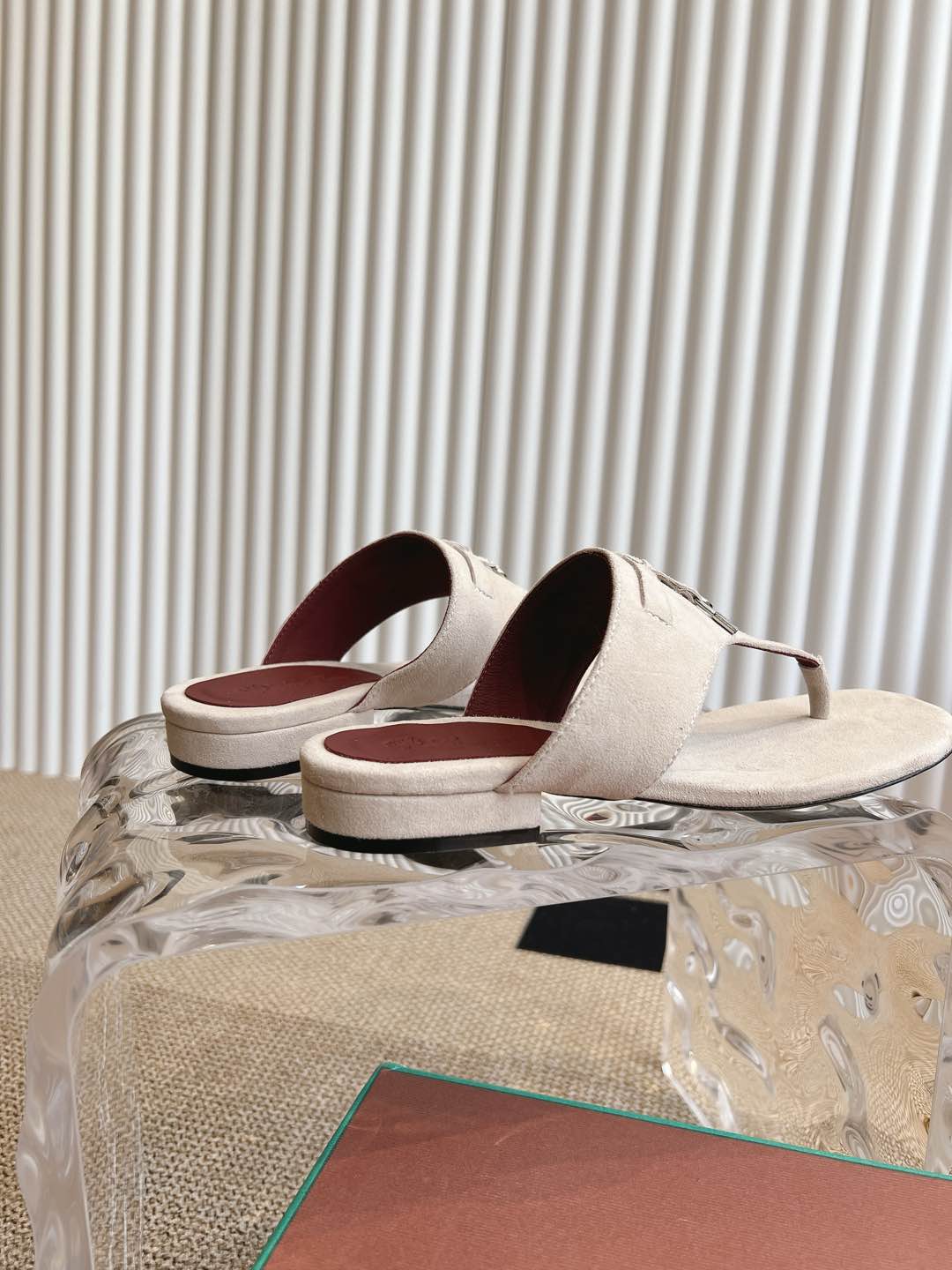 LP 25C Thong Slide Sandal White Suede 208108