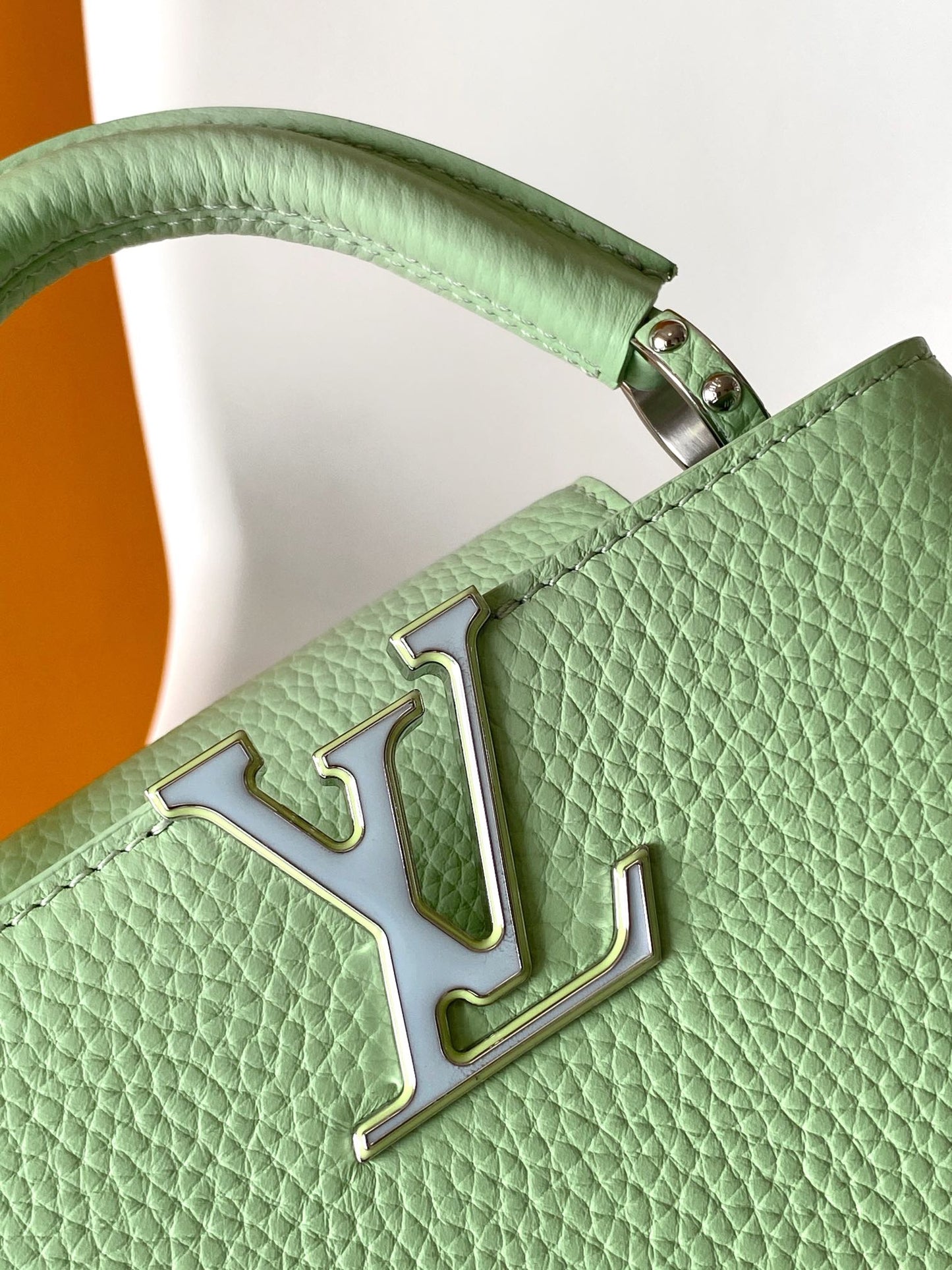Capucines BB 21cm Bag Green Cowhide 251666
