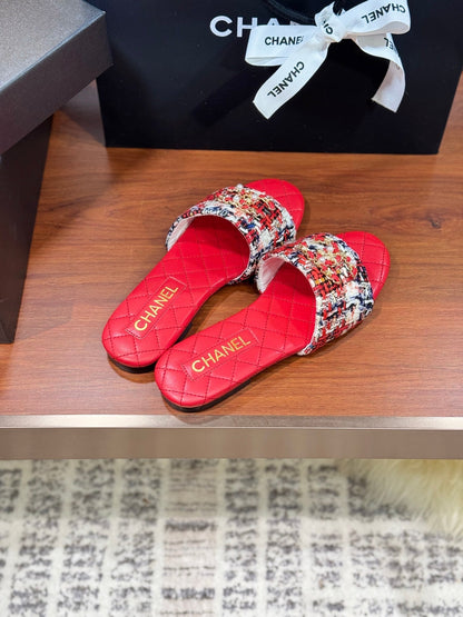 CC 25 Slippers Red Sheepskin 310141