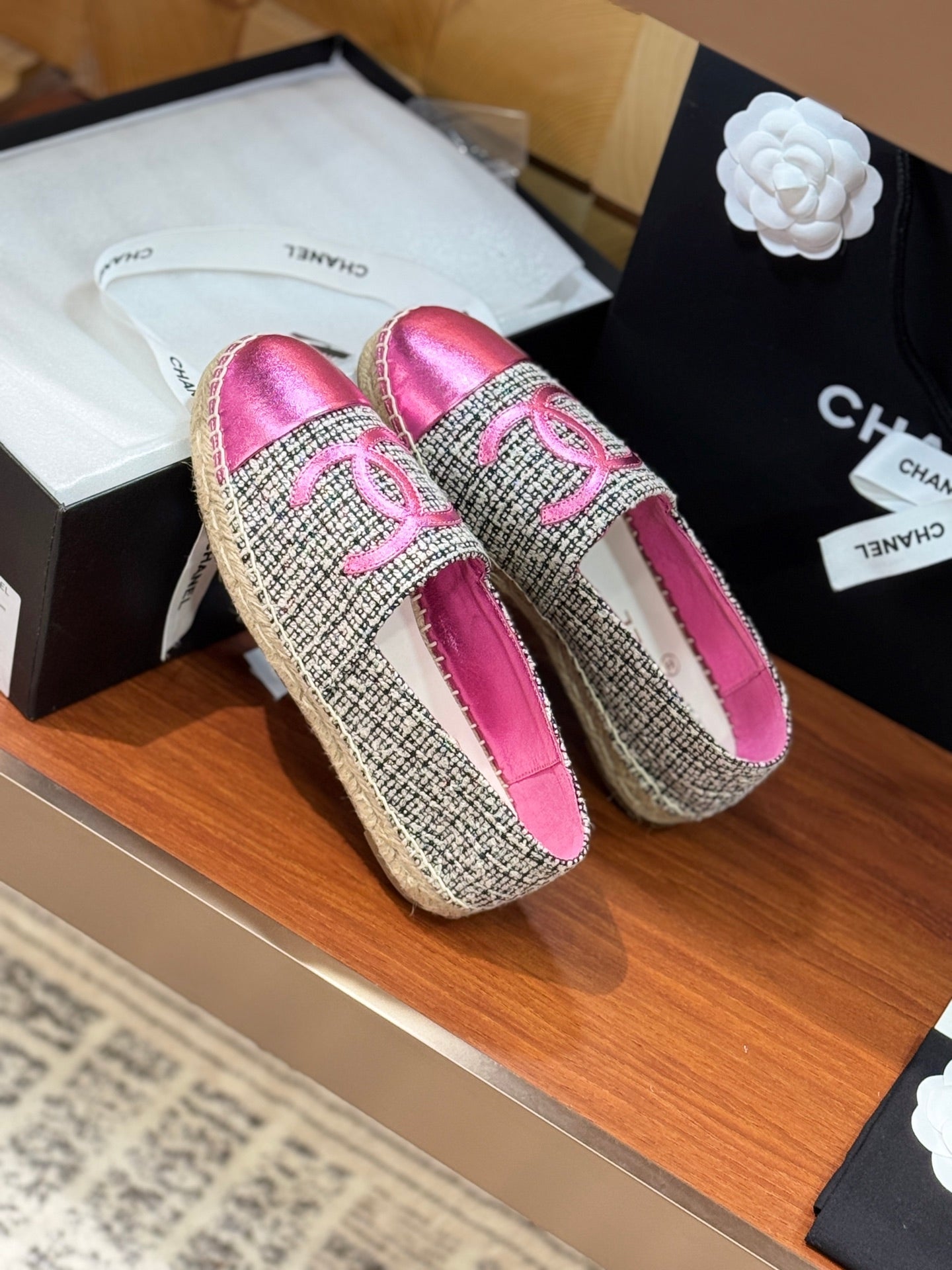 CC 25 Espadrilles Logo Pink Fabric Sheepskin 310157