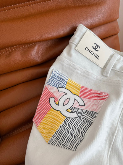 CC 25 Flared Jean White Elastic Fabric