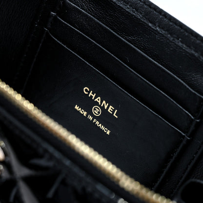 CC 24P Vanity Top Handle 16.5cm Black Patent Calfskin Light Gold Hardware