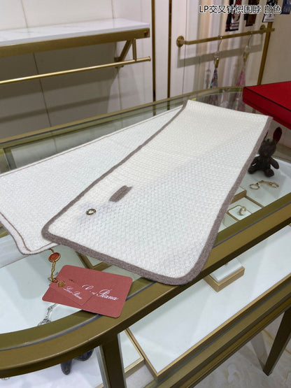 LP Scarf 125 CM In White With Earth Brown Border Cashmere 201757