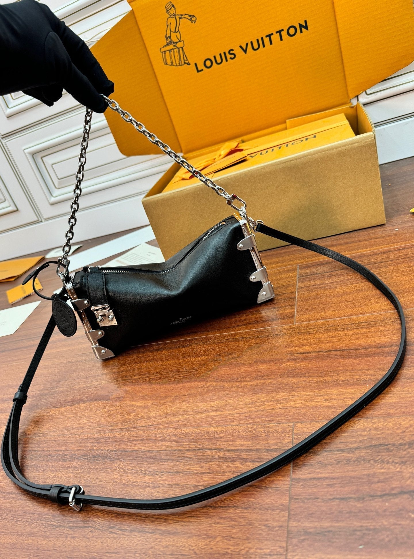 LV Petite Malle 23cm Black Italian Leather 330418