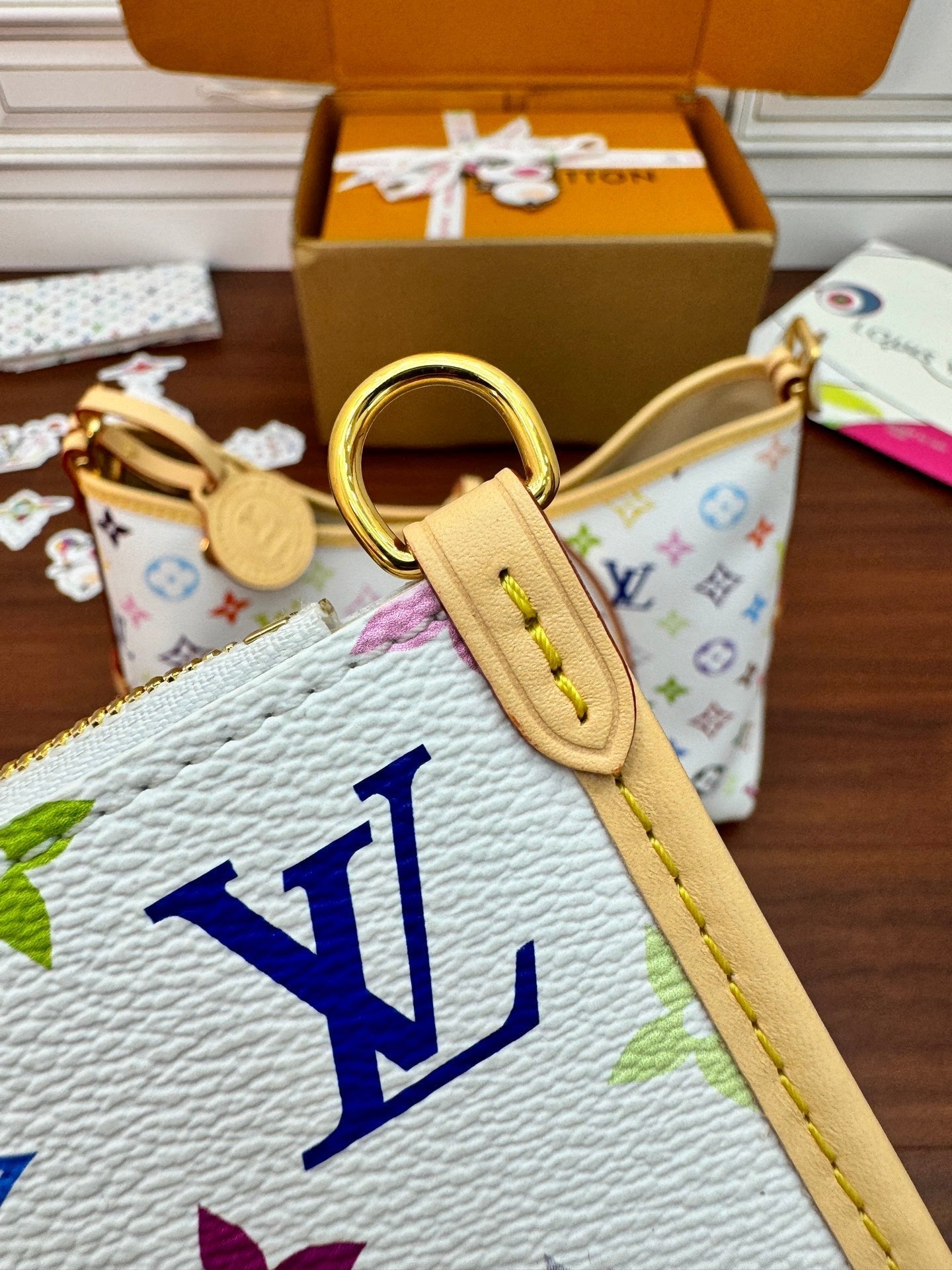 LV Bucket Bag White Multicolore Monogram Canvas 330790