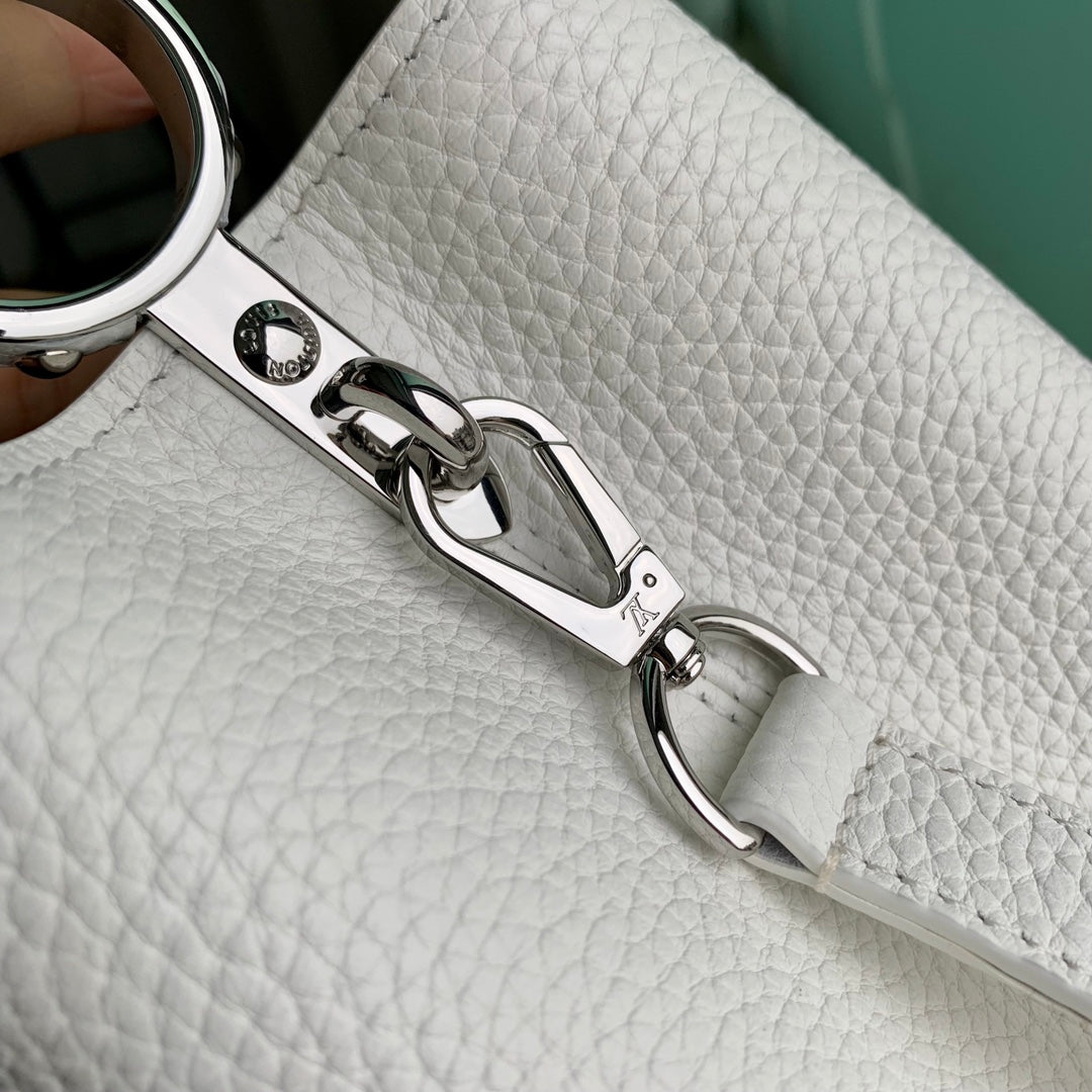 CAPUCINES BB 27 WHITE TAURILLON TURQUOISE SILVER HARDWARE