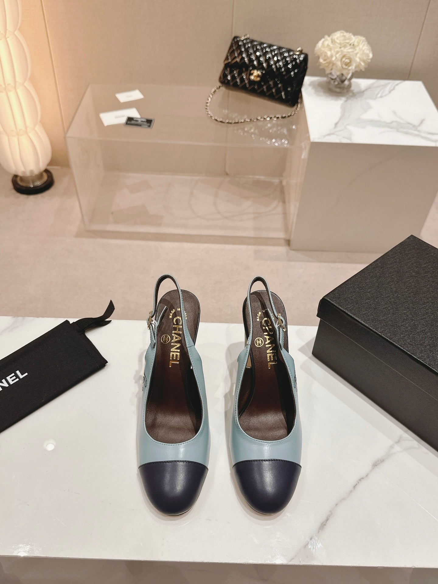 CC 24P SLINGBACKS 95MM TURQUOISE BLACK LAMBSKIN