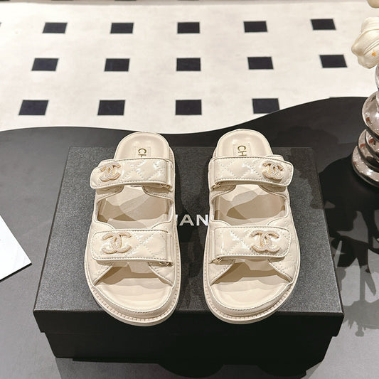 CC 25 Dad Sandal Mule Beige Cream Patent Leather 237577