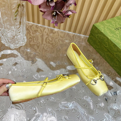 BALLET FLAT IN LIGHT YELLOW SILK