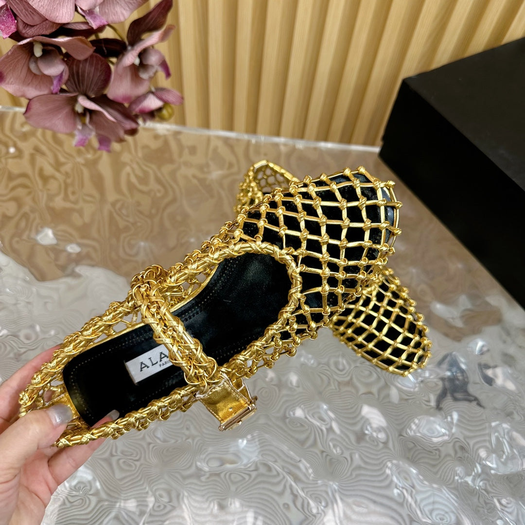 Alaia Ballet Flats In Gold Woven Cowhide 102288