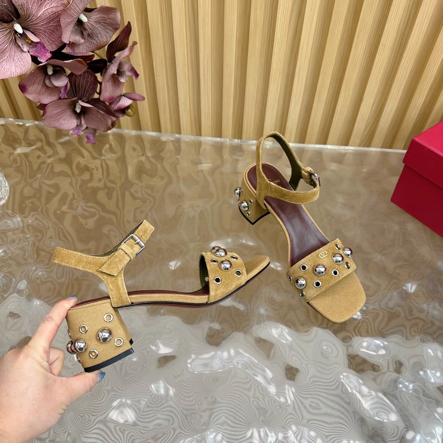 VT 25 Rivet Steel Beads Slingback Brown Suede 325202