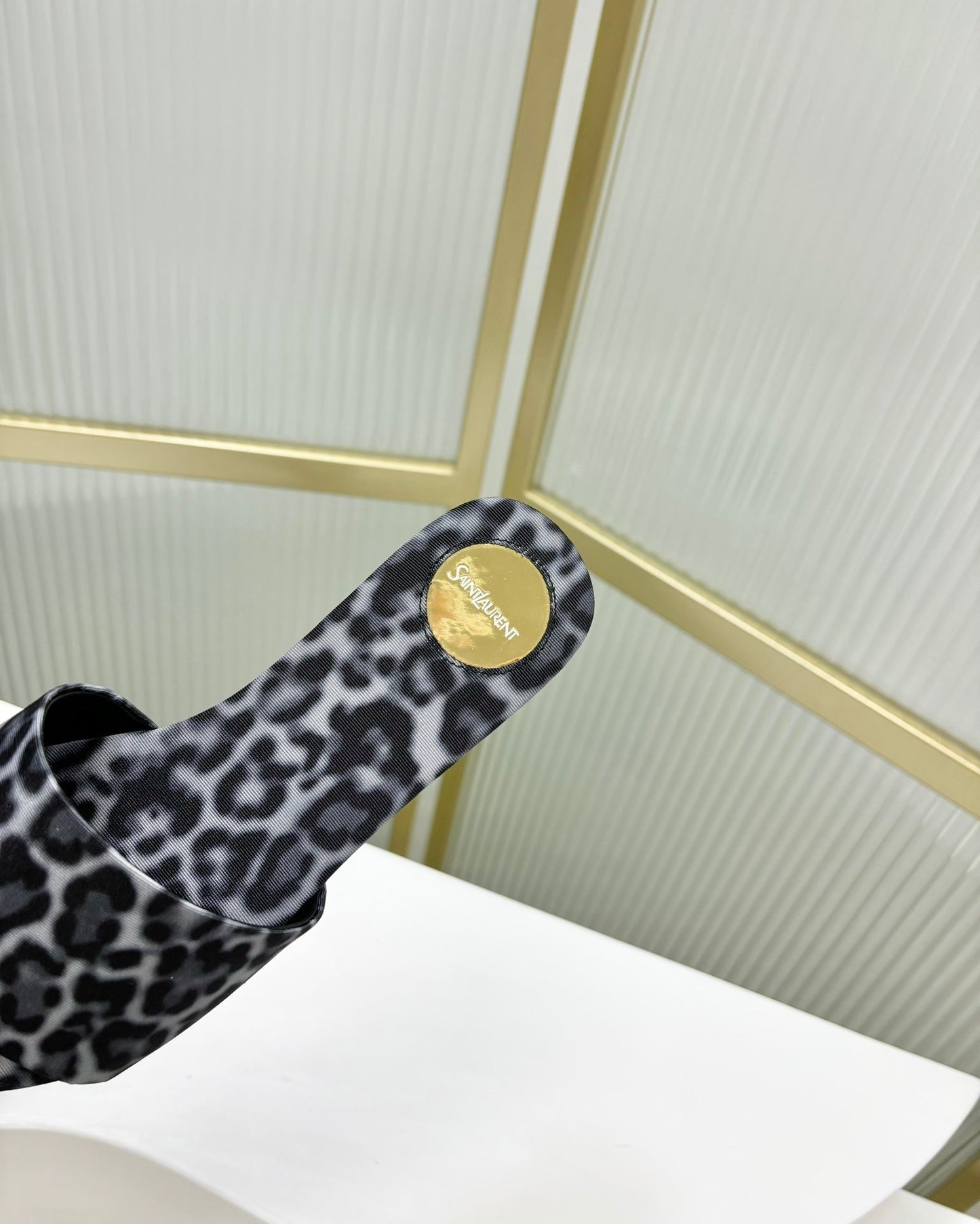 CARLYLE SLIDES IN LEOPARD GROSGRAIN BLACK WHITE