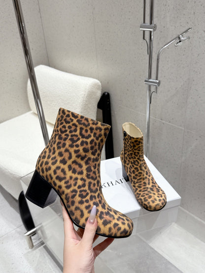 Loewe 25 ankle boots leopard suede
