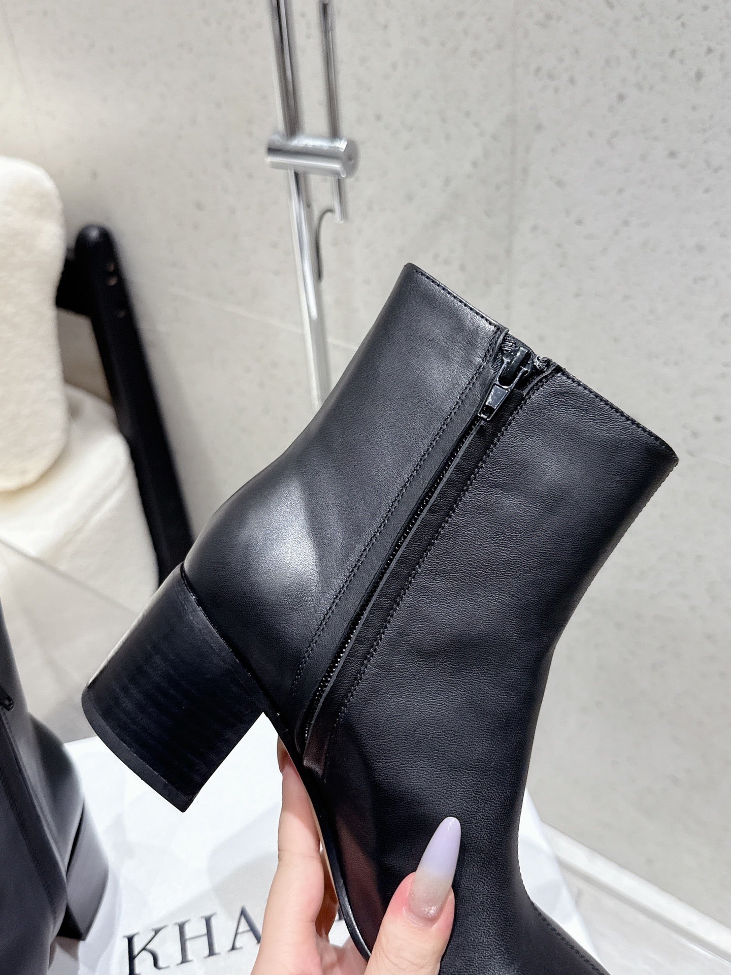 Loewe 25 ankle boots black cowhide