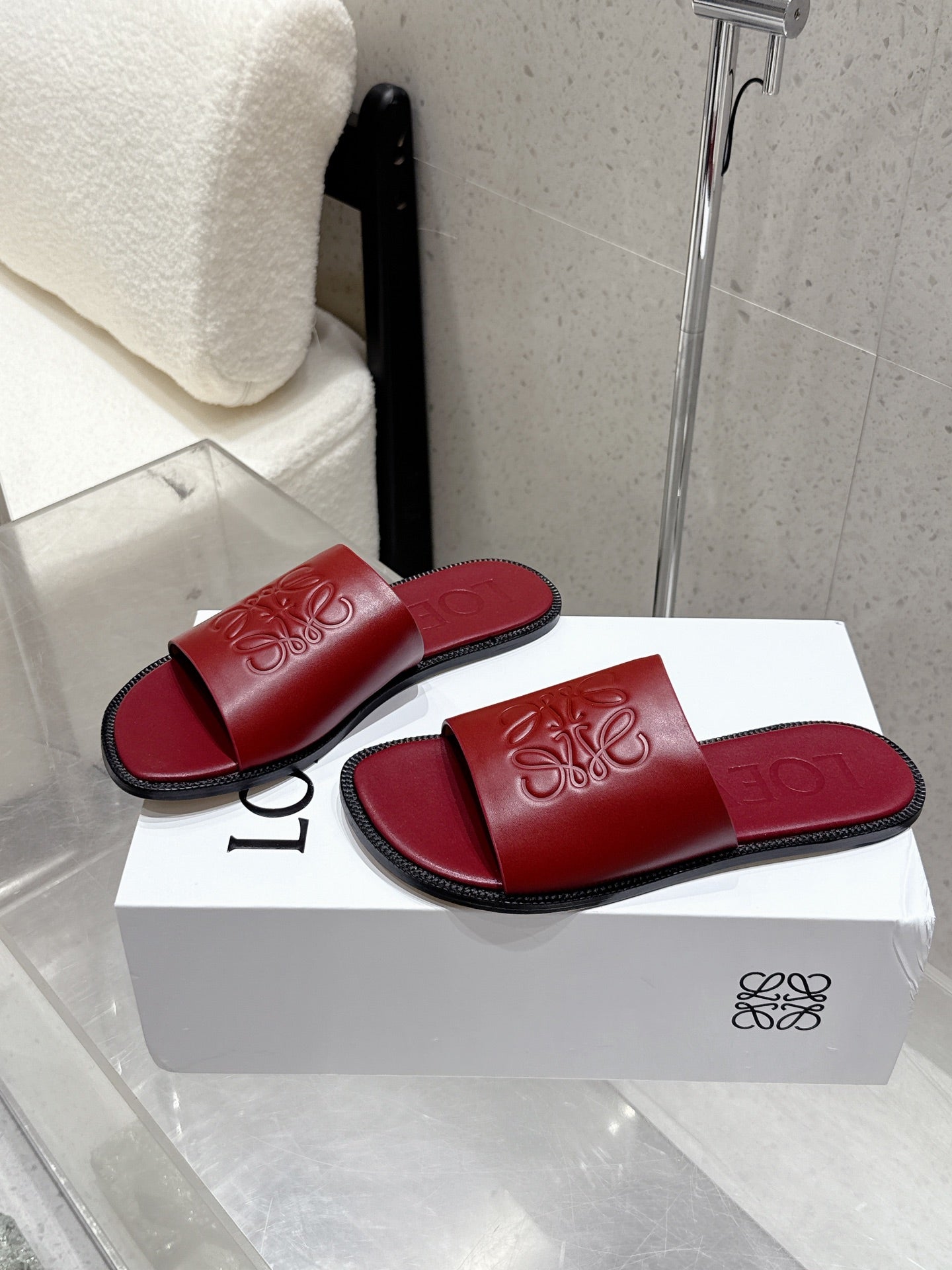 Loewe 25 flat slippers dark red calfskin