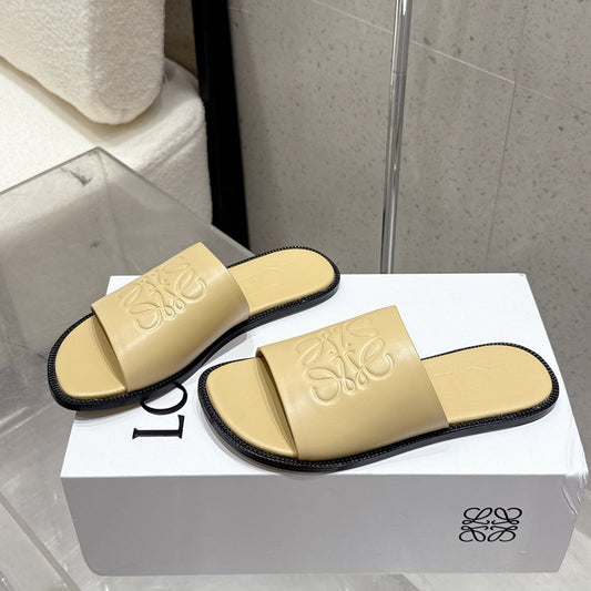 Loewe 25 flat slippers beige calfskin
