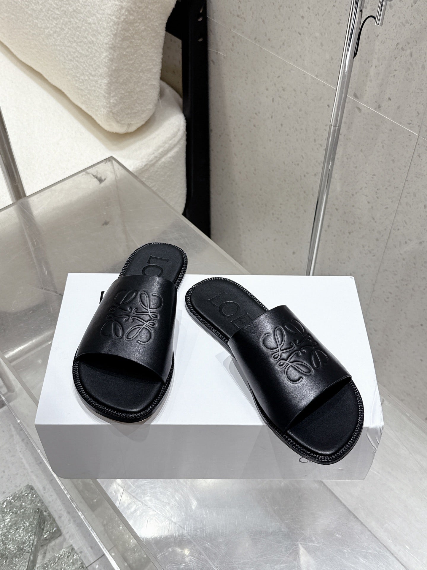 Loewe 25 flat slippers black calfskin