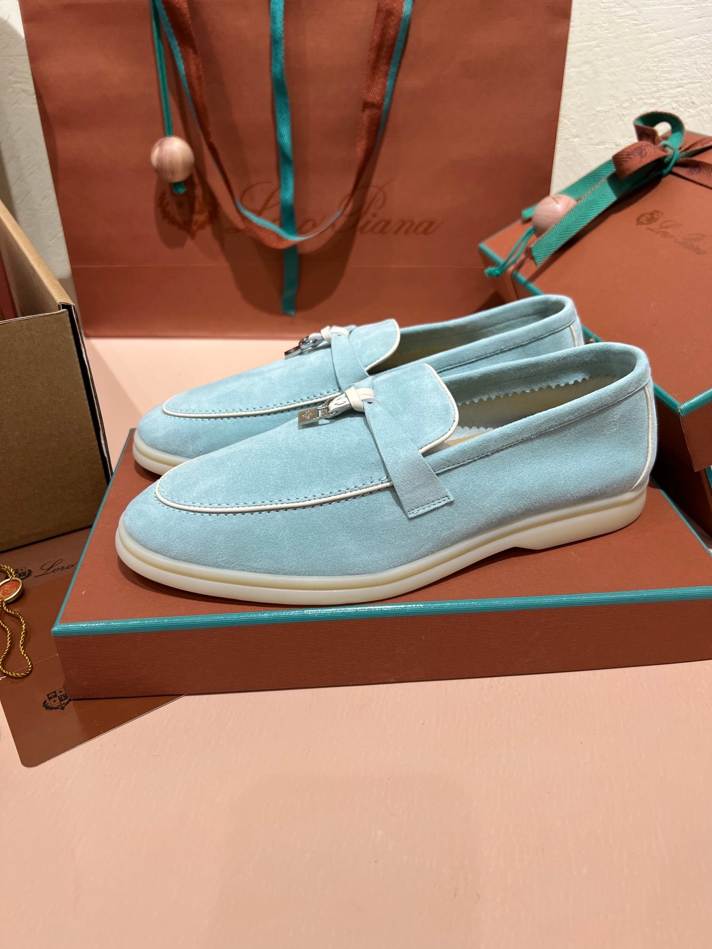 lp summer charm walk loafer cloud blue white suede