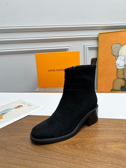 LV Jazz Boots Black Suede