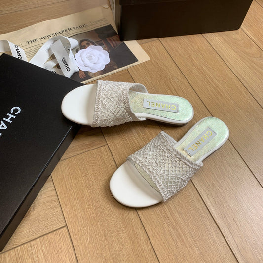 CC 25 Slippers White Special Woven 307028