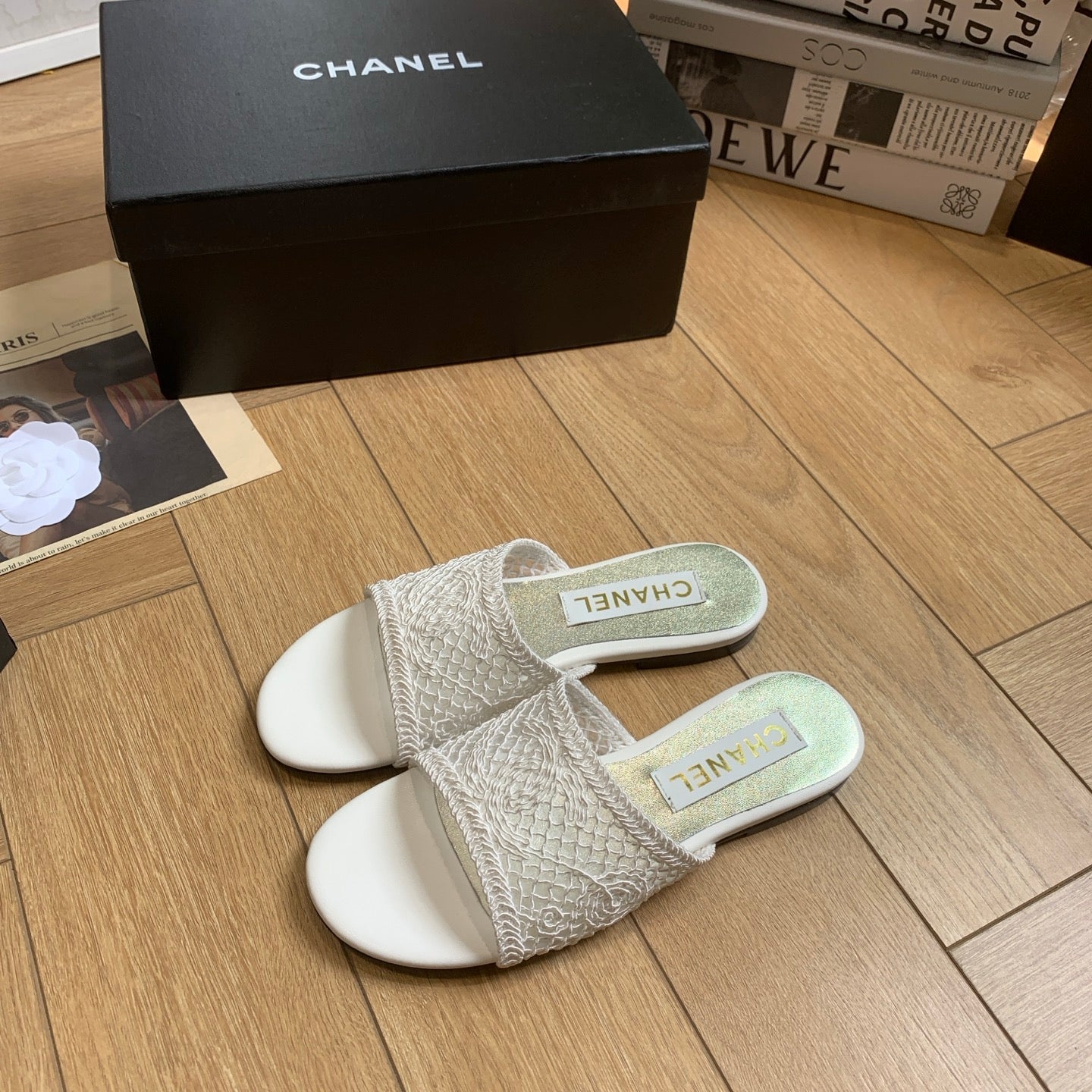 CC 25 Slippers White Special Woven 307028